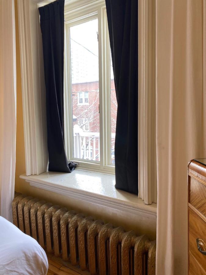 Gold Door Inn Ottawa Extérieur photo